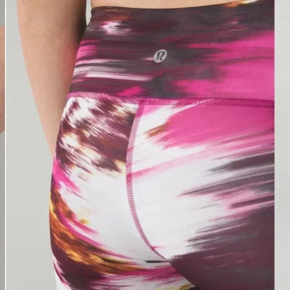 Lululemon wonder under pant 111 - Picture 3 of 11